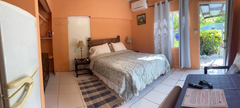 爱伦湾别墅酒店(Ellen Bay Cottages)图片