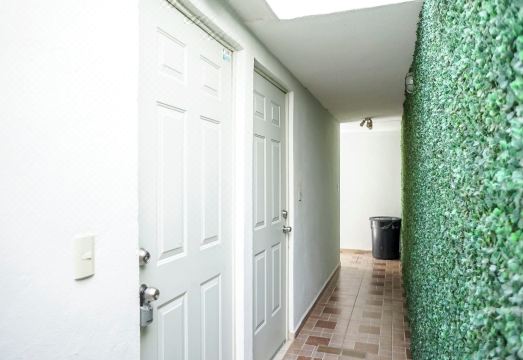 Executive Lofts Morales Park Hotel Overview