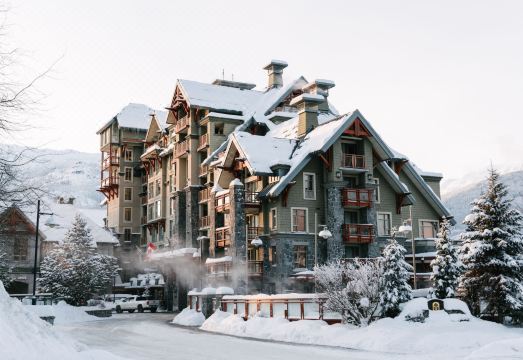 Pan Pacific Whistler Village CentreOver view