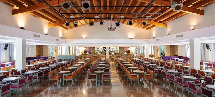 普罗图尔野生动物园公寓酒店(Protur Safari Park Aparthotel)图片