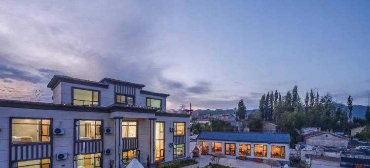 花筑·特克斯半坡民宿(特克斯八卦城店)图片