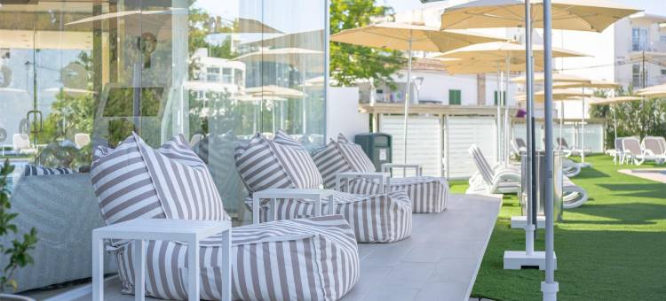 THB玛丽亚伊莎贝尔住宿-限成人(THB Maria Isabel - Adults Only)图片