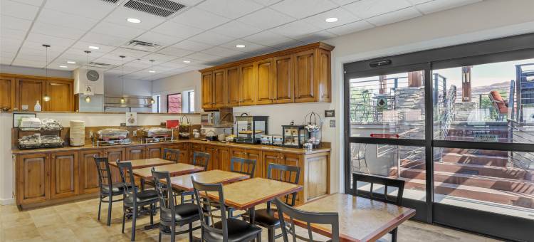 峡谷地贝斯特韦斯特优质酒店(Best Western Plus Canyonlands Inn)图片