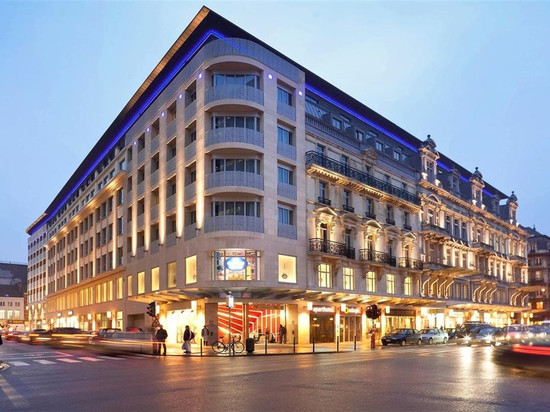 阿德吉奥布鲁塞尔大广场公寓式酒店