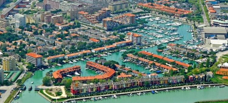 Relaxing Coastal Stay in Lido Altanea图片