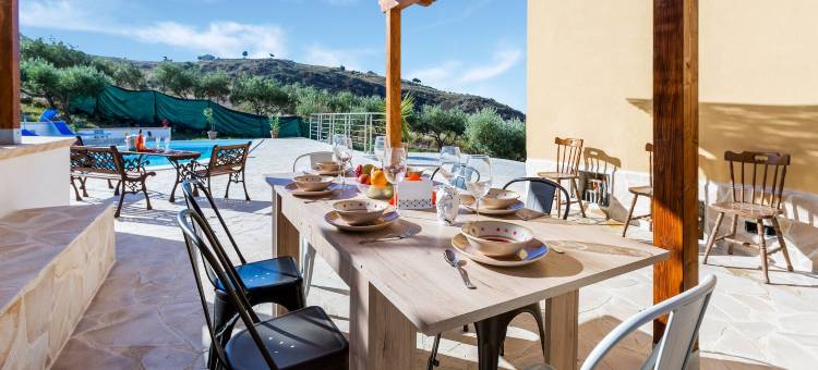 Family-Friendly Sicily Stay图片