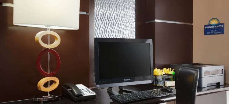 康罗北戴斯套房酒店(Days Inn & Suites by Wyndham Conroe North)图片