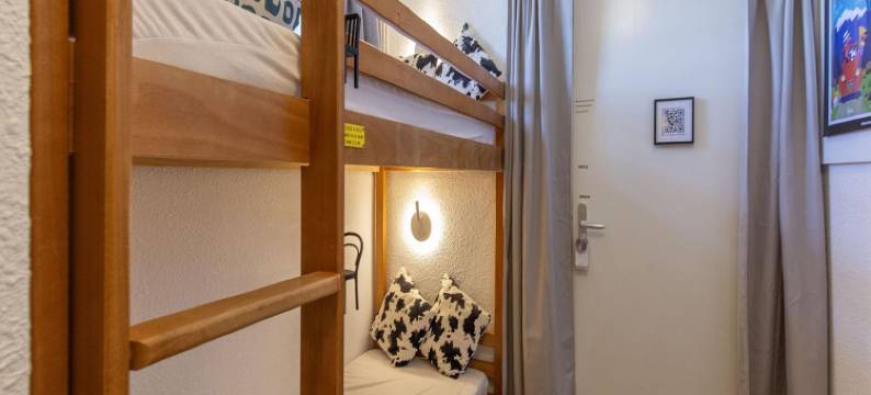 Apartment 500 m from the ski resort图片