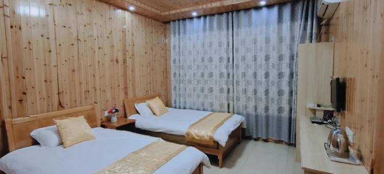 婺源石城赏枫人家(石城红枫叶景区店)图片