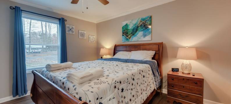 适合家庭的住宅，带露台，靠近Colonial Beach!(Family-Friendly Home w/ Deck Near Colonial Beach!)图片