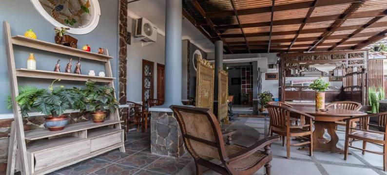 红多兹伊斯兰酒店-近玛琅RRI(RedDoorz Syariah Near Rri Malang)图片