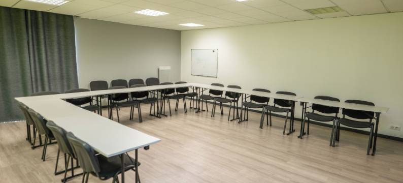 布雷斯特南普卢加斯泰勒宜必思快捷酒店 - 全新翻修的酒店(Ibis Budget Brest Sud Plougastel - hôtel rénové)图片