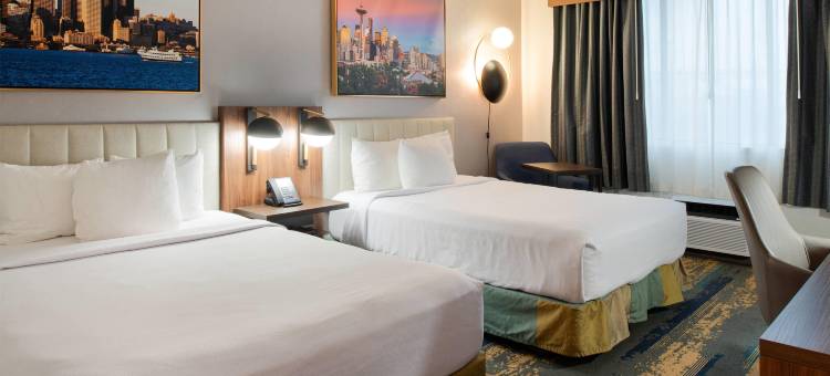 西雅图锡塔克机场拉昆塔温德姆套房酒店(La Quinta Inn & Suites by Wyndham Seattle Sea-Tac Airport)图片