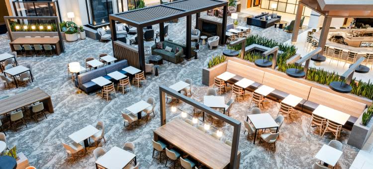 希尔顿大使套房酒店在温泉城会议中心(Embassy Suites by Hilton at Hot Springs Convention Center)图片