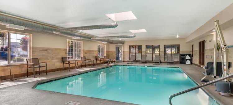 胡椒树奥本贝斯特韦斯特优质酒店(Best Western Plus Mountain View Auburn Inn)图片
