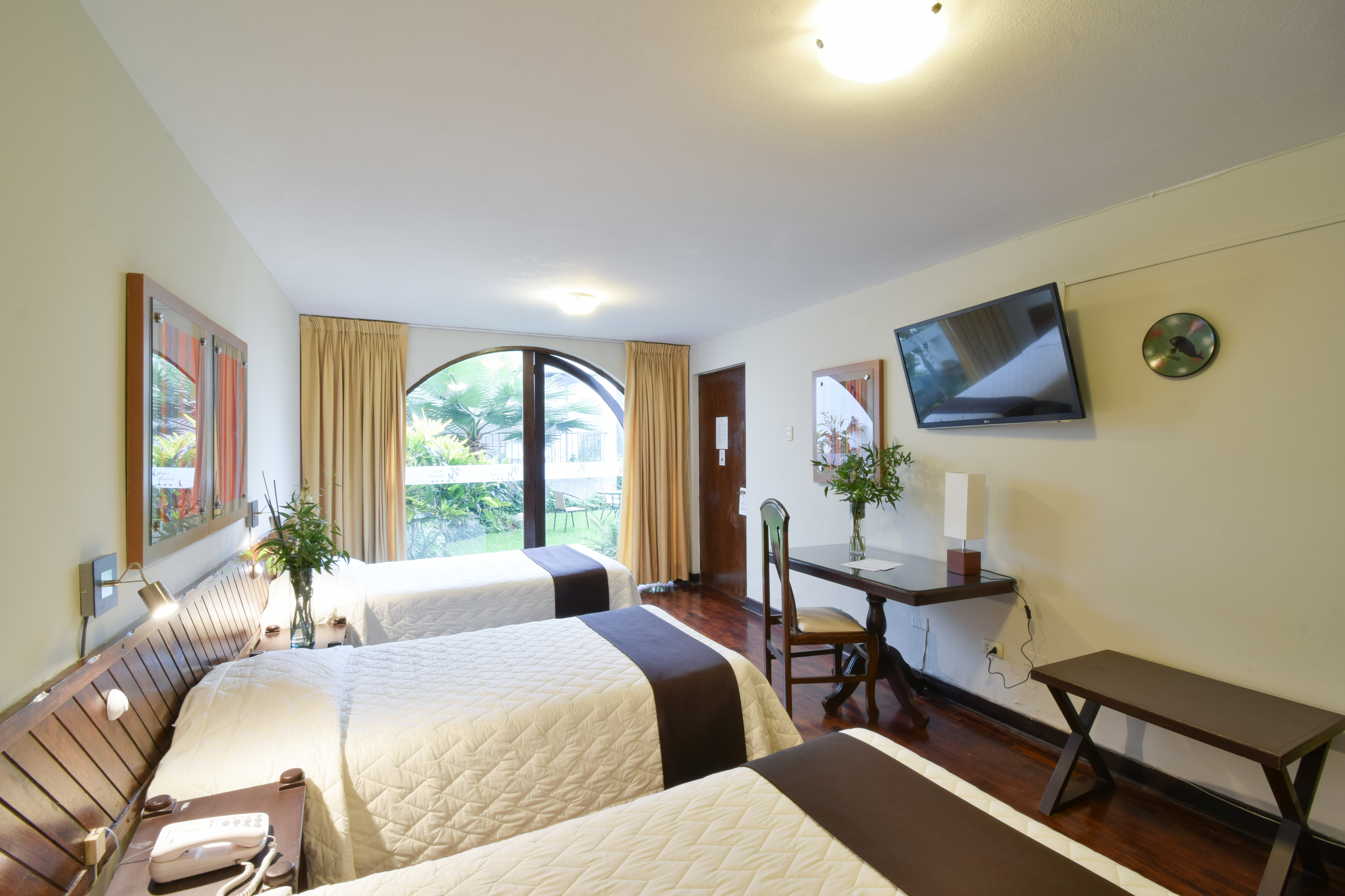 Hotel Señorial Over view