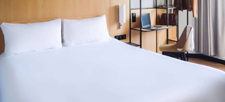 巴黎15区宜必思埃菲尔铁塔酒店(Ibis Paris Eiffel Tower Cambronne 15th)图片