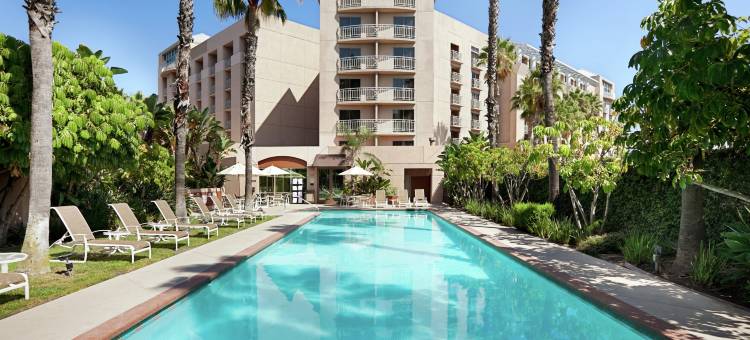 布雷亚北奥兰治县希尔顿安泊酒店(Embassy Suites by Hilton Brea - North Orange County)图片