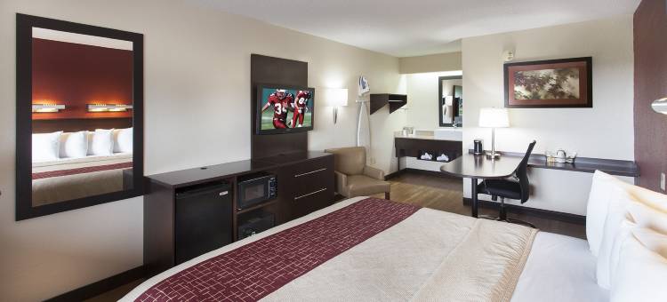 费城机场红顶Plus酒店(Red Roof Plus+ Philadelphia Airport)图片