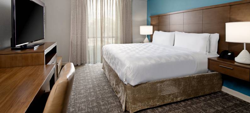 长滩机场驻桥套房酒店(Staybridge Suites LONG BEACH AIRPORT by IHG)图片