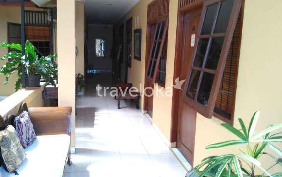 Comfortable Room Near Margocity Depok (P21) Hotel Overview