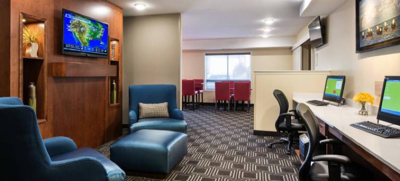 红鹿万豪TownePlace套房酒店(TownePlace Suites Red Deer)图片