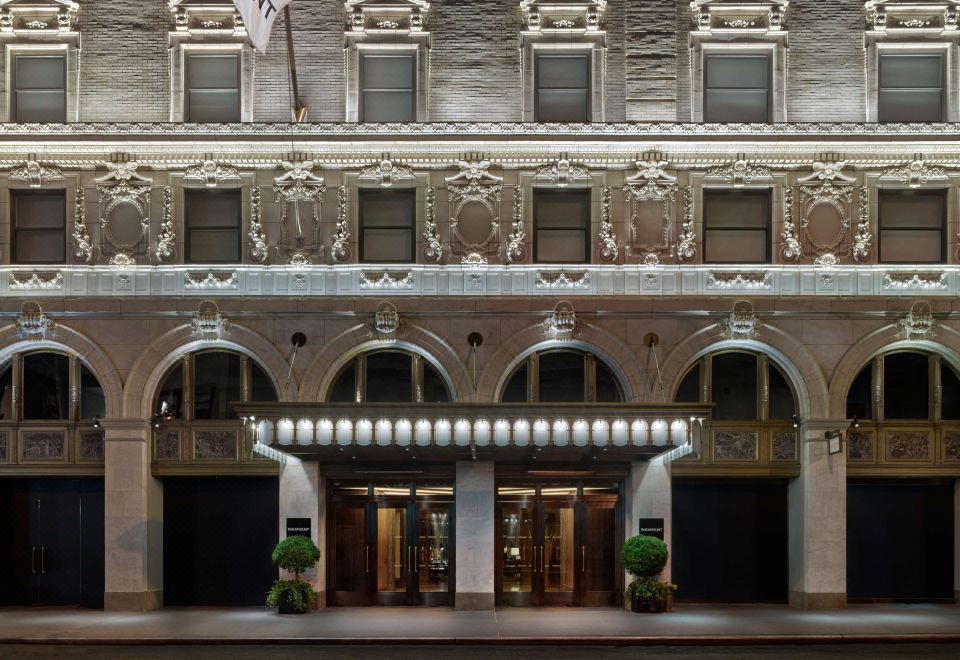Paramount Hotel Times Square Hotel Overview