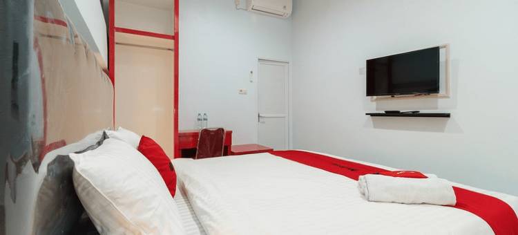 红多兹Plus酒店-近巨港埃肯购物中心2号(RedDoorz Plus Near Palembang Icon Mall 2)图片