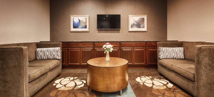 波特曼贝斯特韦斯特优质套房酒店(Best Western Plus Boardman Inn  Suites)图片