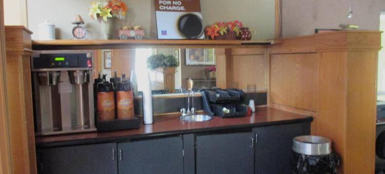 布鲁克劳恩6号汽车旅馆(Rodeway Inn)图片