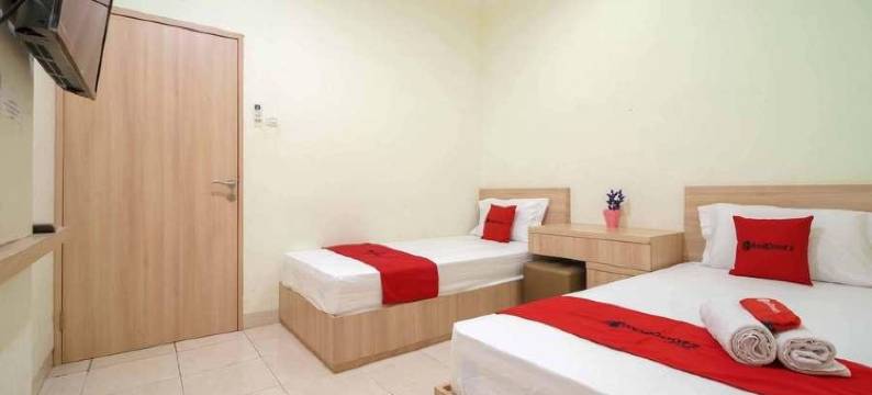 红多兹伊斯兰酒店@奇内瑞德珀克(RedDoorz Syariah @ Cinere Depok)图片