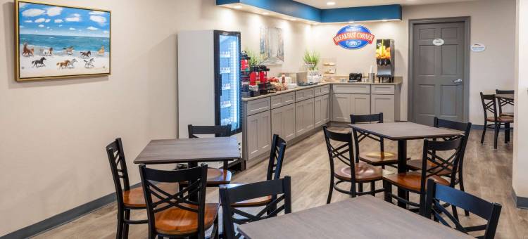 比洛克西/欧申斯普林斯美吟酒店(Baymont by Wyndham Biloxi/Ocean Springs)图片