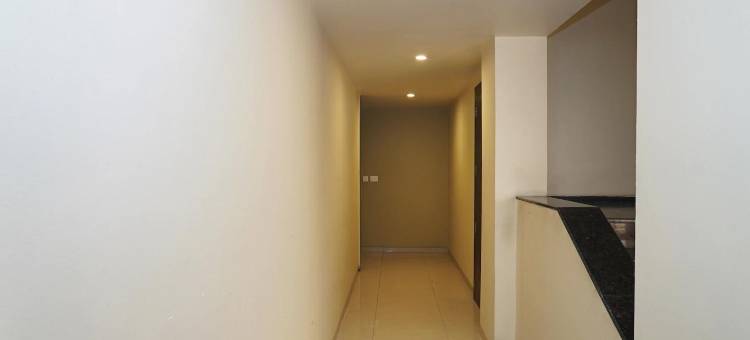 纸牌酒店(Hotel Solitaire)图片