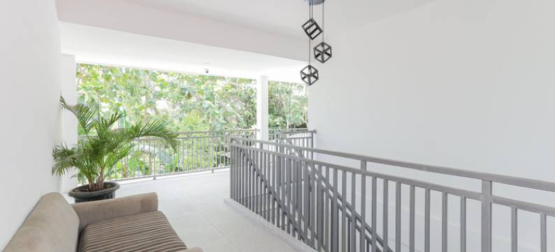 红多兹酒店-近万丹塞兰RSUD(RedDoorz Near Rsud Banten Serang)图片