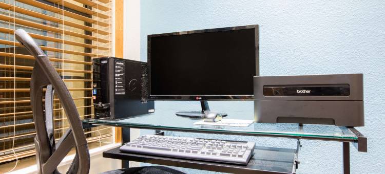 比格斯普林戴斯套房酒店(Days Inn & Suites by Wyndham Big Spring)图片