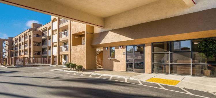 丘拉维斯塔/圣地牙哥温德姆戴斯酒店(Days Inn by Wyndham Chula Vista/San Diego)图片