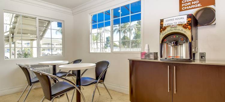 加州加登格罗夫6号汽车旅馆(Motel 6 Garden Grove, CA)图片