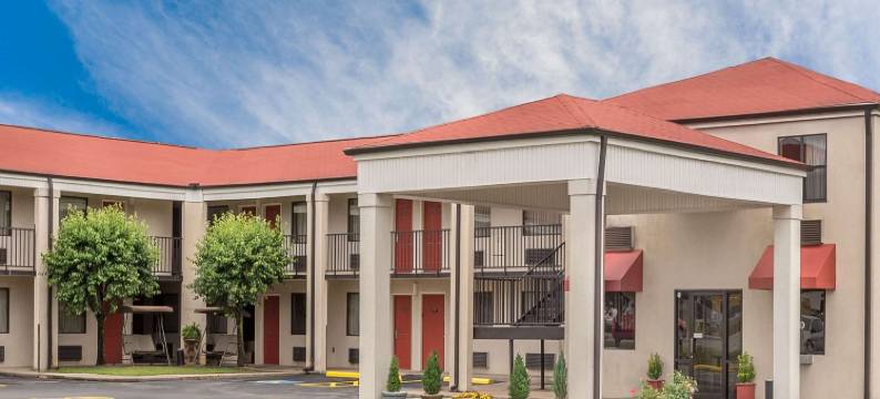 布莱恩特小石城地区速8酒店(Super 8 by Wyndham Bryant Little Rock Area)图片