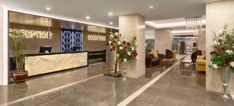 库萨达斯温德姆华美达度假村(Ramada Resort by Wyndham Kusadasi)图片