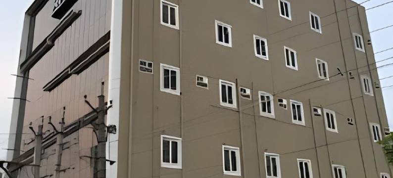 A K广场公寓(A K Plaza)图片