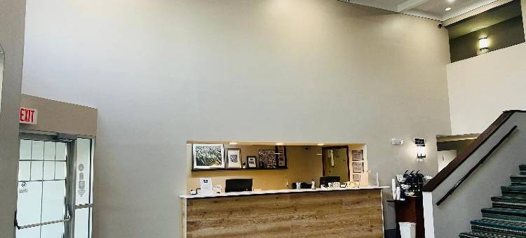 爱荷华州道奇堡贝斯特韦斯特和谐酒店(Best Western Harmony Inn Fort Dodge Iowa)图片