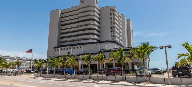 钻石头海滩度假村(Diamond Head Beach Resort)图片