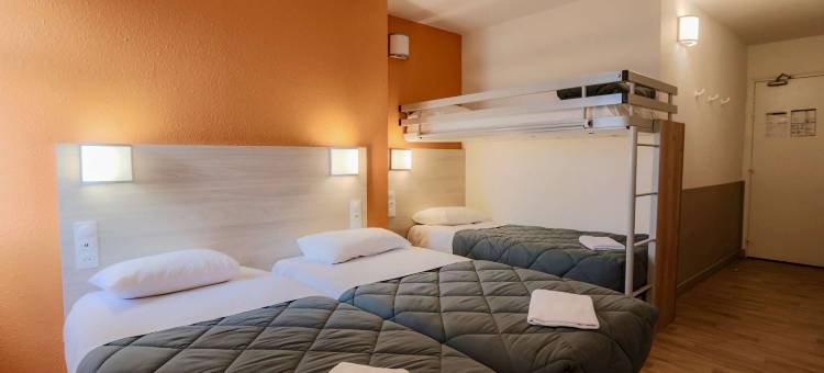 嘉廷内普莱喜Première Classe酒店(Premiere Classe Plaisir - Gatines)图片