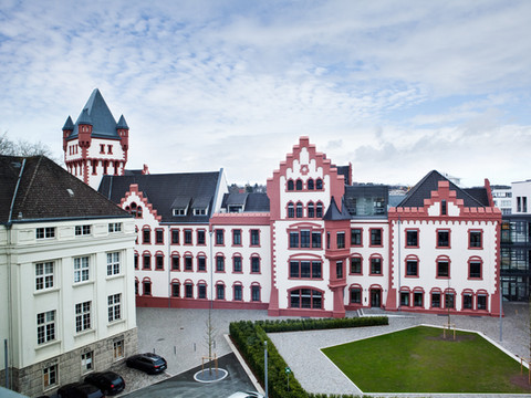 多特蒙德凤凰河希尔顿欢朋酒店