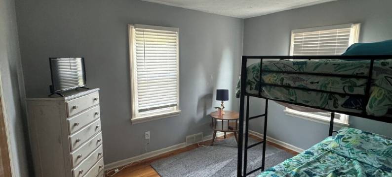 Avon Lake- The Lake House图片