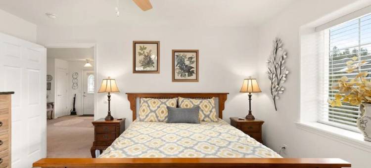 WE ARE A CHARMING DUPLEX/ 2 HOMES 4 BEDROOM 4 BATH /2 GARAGES +EV图片