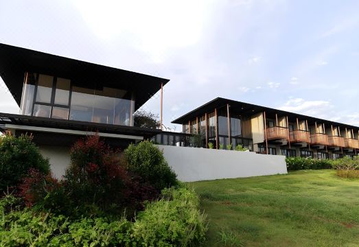 Hug Jang Loei Garden and Resort Hotel Overview