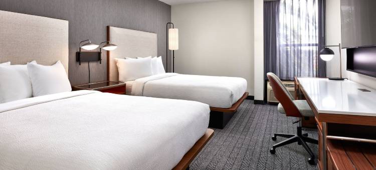 纳帕谷瓦列霍万怡酒店(Courtyard Vallejo Napa Valley)图片