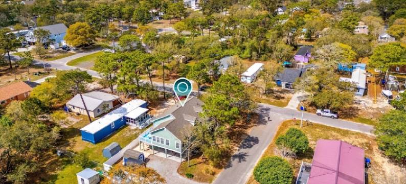 FULLY RENOVATED Oak Island Oasis: 1.5 blocks to beach. Pet & family friendly!图片