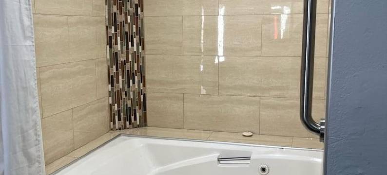 拉古那旅店&套房(Laguna Inn and Suites)图片